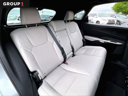 Certified 2025 Lexus RX 350 Premium Plus w/ Convenience Package FWD image 17