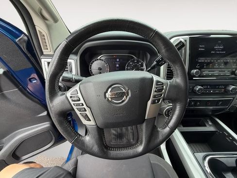 Used 2021 Nissan Titan SV w/ SV Convenience Package AWD/4WD image 13