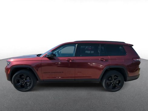 Certified 2023 Jeep Grand Cherokee L Laredo image 5