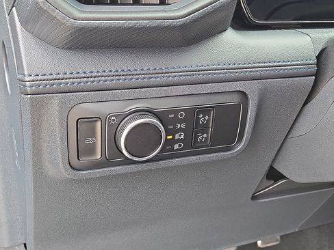 Used 2025 Ford Mustang Dark Horse RWD image 21
