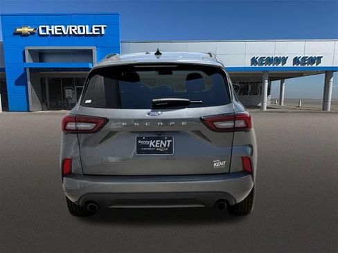 Used 2023 Ford Escape ST-Line FWD image 8