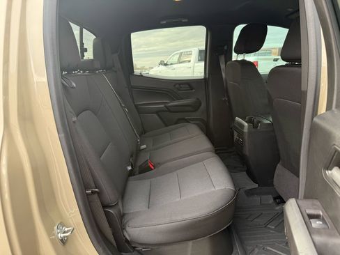 Used 2024 Chevrolet Colorado Trail Boss w/ Technology Package image 37