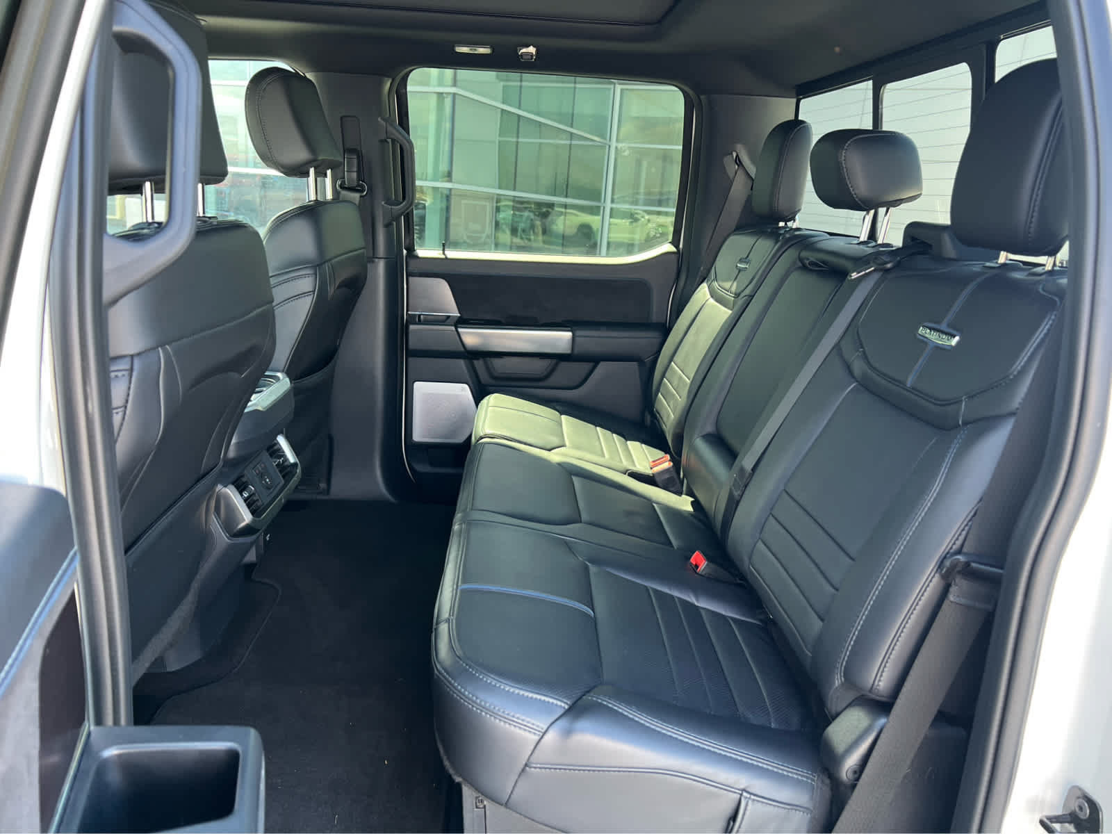 Used 2025 Ford F150 Platinum w/ FX4 Off-Road Package AWD/4WD image 27