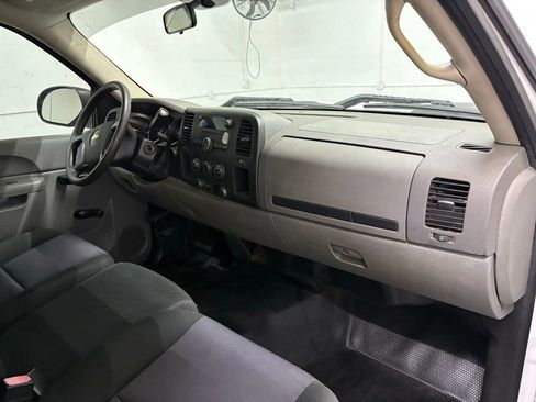 Used 2014 Chevrolet Silverado 2500 W/T image 14