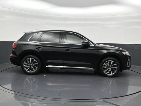 Used 2023 Audi Q5 2.0T Premium Plus w/ Premium Plus Package AWD/4WD image 7