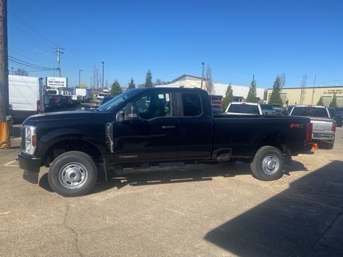 New 2025 Ford F350 XL w/ XL Driver Assist Package image 3