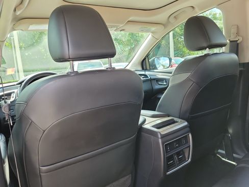 Used 2018 Nissan Murano Platinum w/ Cargo Package FWD image 19