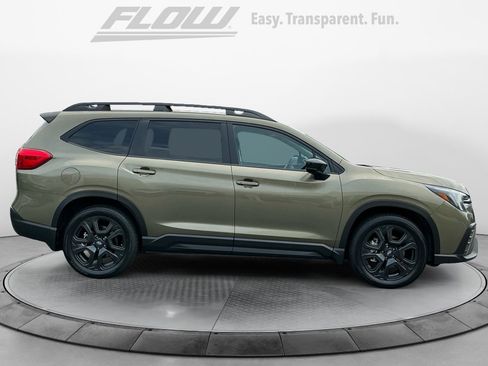 Certified 2024 Subaru Ascent Onyx Edition Limited w/ Popular Package Onyx AWD/4WD image 10