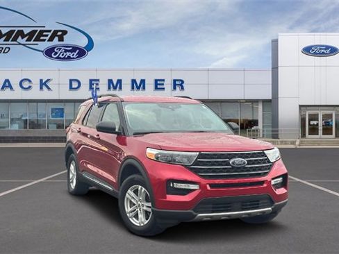 Certified 2021 Ford Explorer XLT w/ Equipment Group 202A image 1