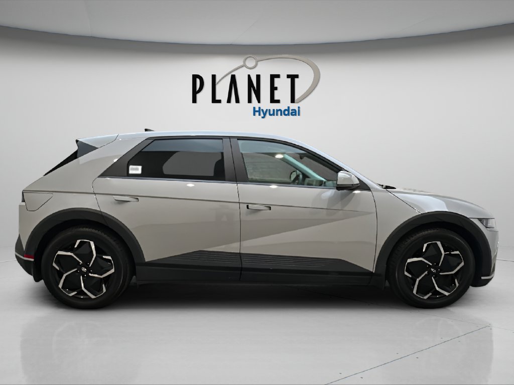 Certified 2022 Hyundai Ioniq 5 SEL AWD/4WD image 8