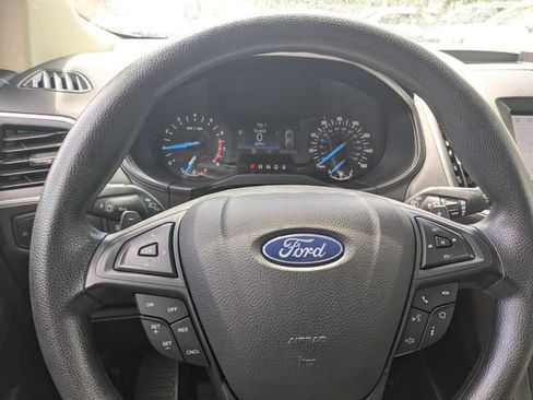 Used 2020 Ford Edge SE AWD/4WD image 11
