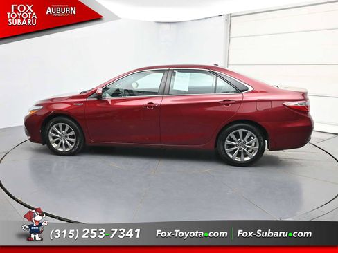 Used 2015 Toyota Camry XLE FWD image 16