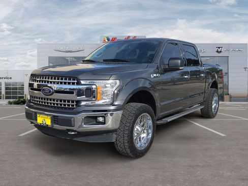 Used 2018 Ford F150 XLT w/ Equipment Group 302A Luxury AWD/4WD image 1