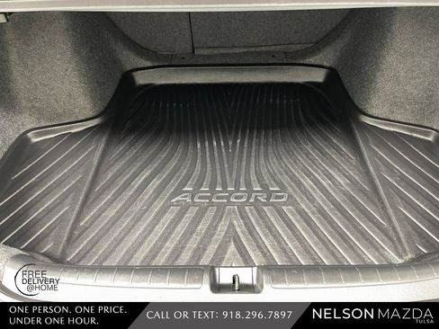 Used 2019 Honda Accord Touring image 42