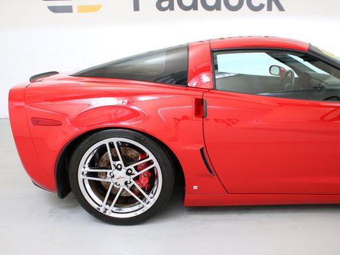 Used 2008 Chevrolet Corvette Z06 w/ Preferred Equipment Group image 11