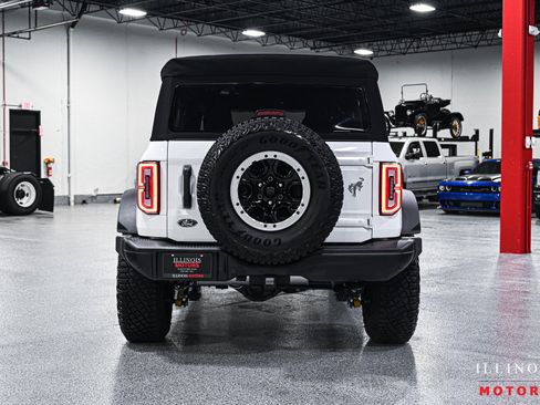Used 2022 Ford Bronco Badlands AWD/4WD image 5