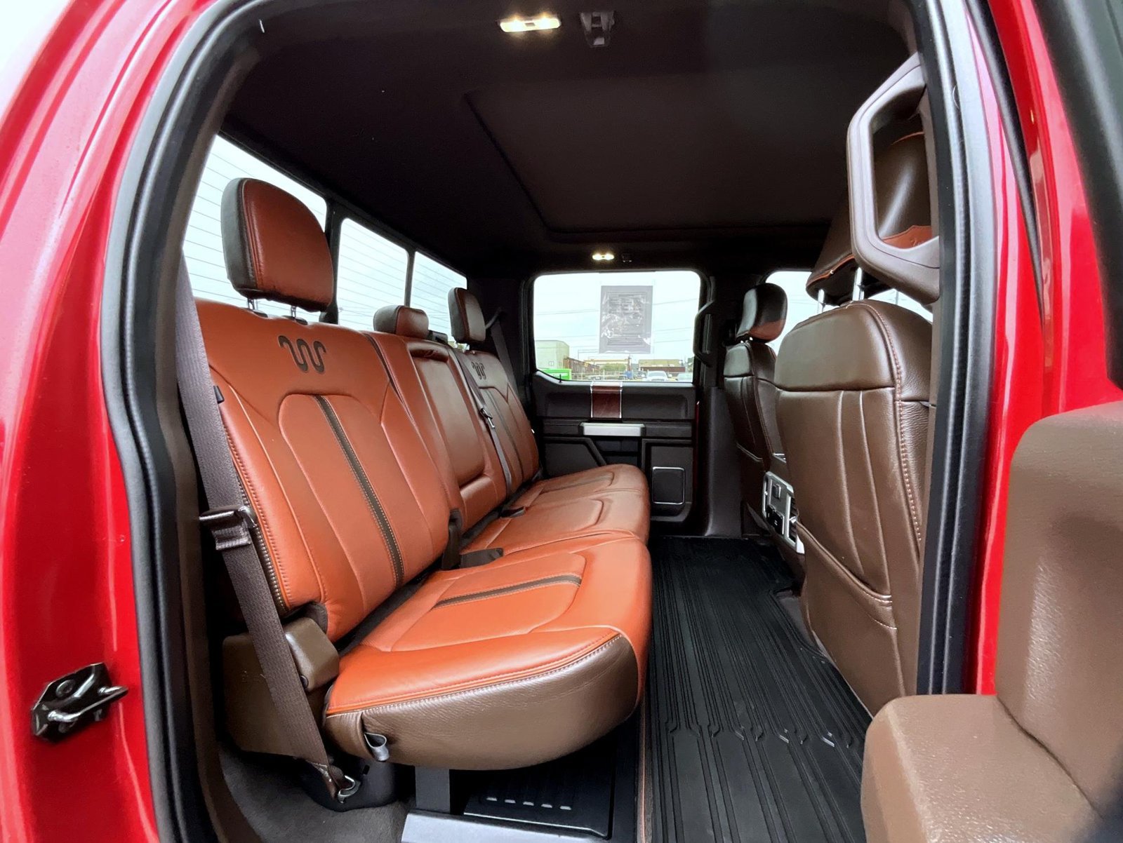 Used 2022 Ford F350 King Ranch w/ King Ranch Ultimate Package AWD/4WD image 18