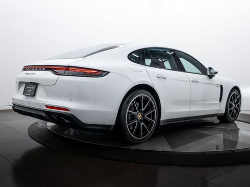 Certified 2022 Porsche Panamera 4 image 7