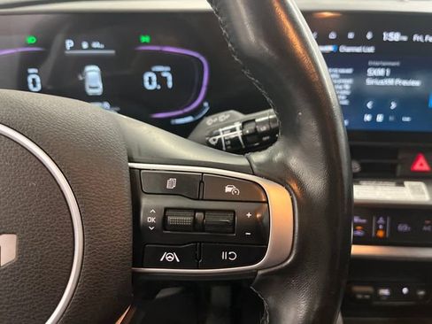 Used 2023 Kia Sportage EX image 15