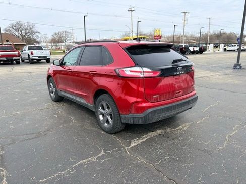 Used 2023 Ford Edge SEL w/ Sport Appearance Package image 3