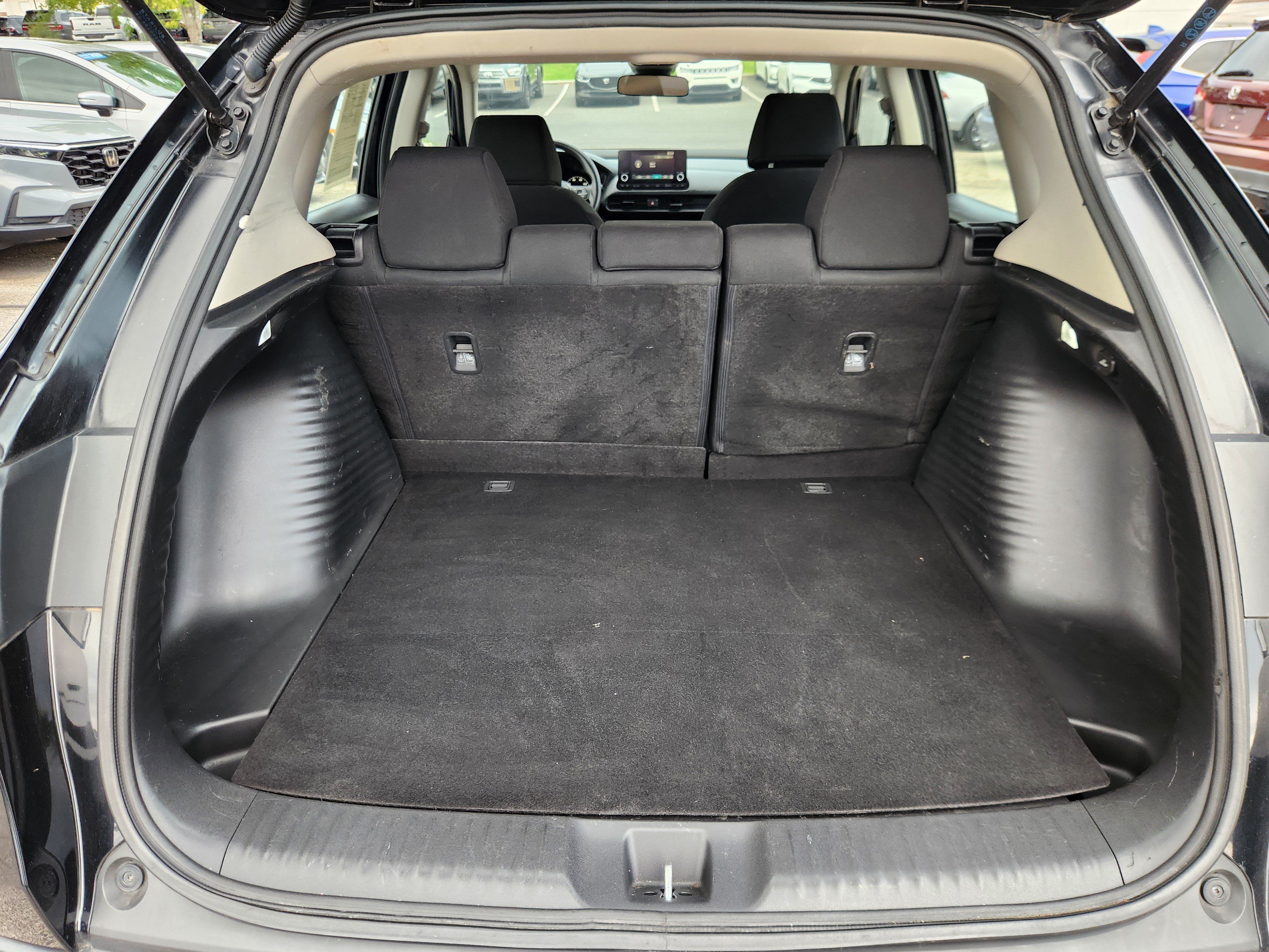 Certified 2023 Honda HR-V LX image 18