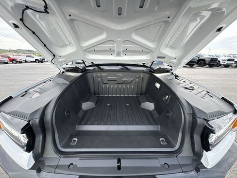 New 2025 GMC Hummer EV 2X image 25