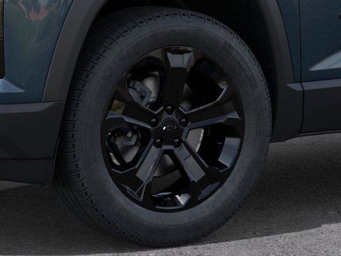 New 2026 Chevrolet Equinox LT w/ Convenience Package II AWD/4WD image 9