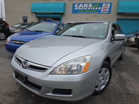 Used 2007 Honda Accord LX image 2