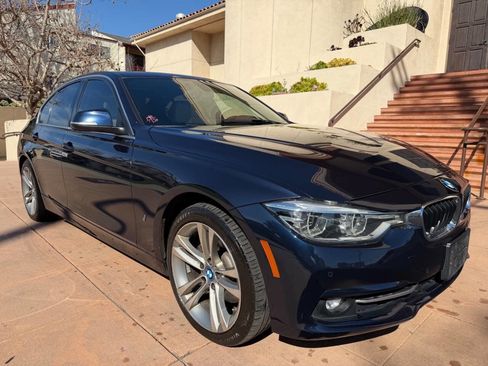 Used 2017 BMW 330e 330e iPerformance 4dr Sedan image 1