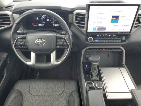 Used 2023 Toyota Sequoia Limited AWD/4WD image 17