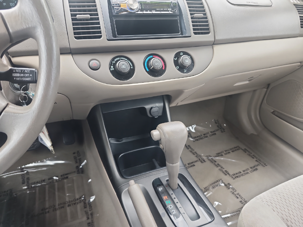 Used 2003 Toyota Camry LE FWD image 28