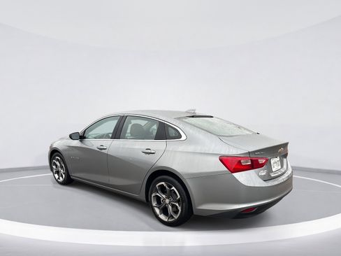 Used 2024 Chevrolet Malibu LT image 6