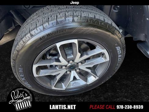 Used 2024 Jeep Wrangler Unlimited w/ Convenience Group image 9