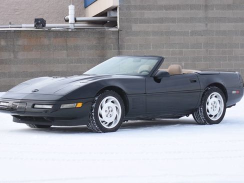 Used 1994 Chevrolet Corvette Convertible image 4