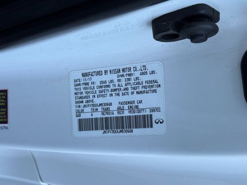 Used 2018 INFINITI Q60 Red Sport 400 w/ Pro Active Package image 44