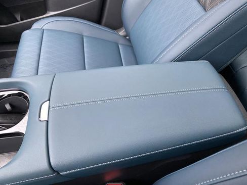 New 2026 Nissan Murano Platinum image 21