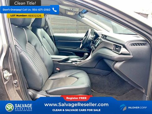 Used 2019 Toyota Camry SE image 7
