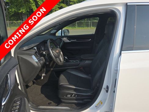 Used 2024 Cadillac XT5 Premium Luxury FWD image 6