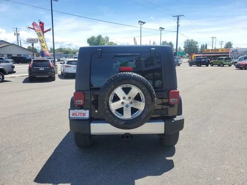 Used 2008 Jeep Wrangler Unlimited Sahara w/ Limited Unlimited Group AWD/4WD image 7