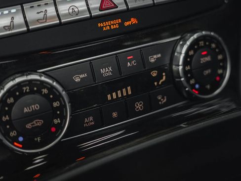 Used 2015 Mercedes-Benz SL 63 AMG image 65