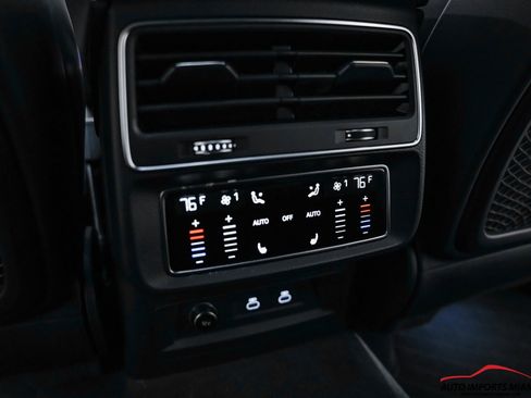 Used 2022 Audi SQ7 Prestige image 60