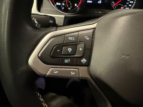 Used 2021 Volkswagen Atlas SE image 42