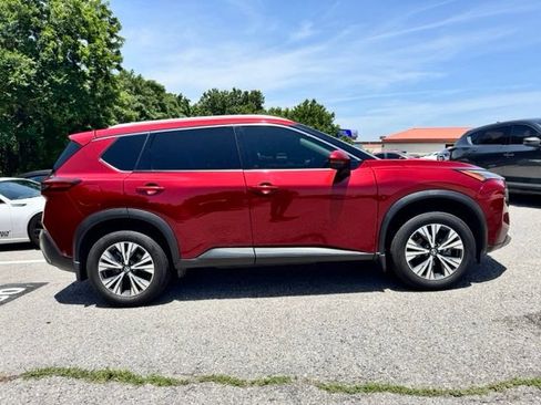 Used 2021 Nissan Rogue SV w/ Premium Package AWD/4WD image 5