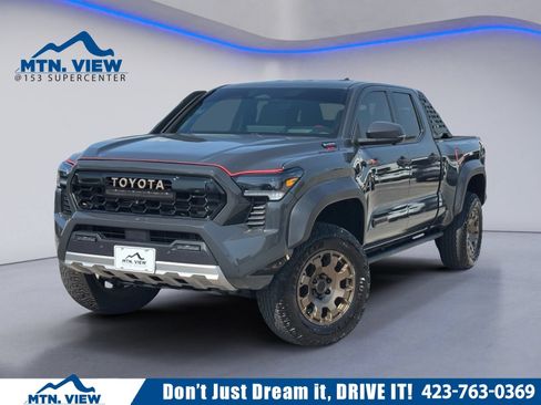 Used 2024 Toyota Tacoma 4x4 Double Cab Hybrid image 1