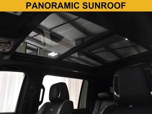 Used 2023 Cadillac Escalade ESV Premium Luxury w/ LPO, Floor Liner Package AWD/4WD image 5
