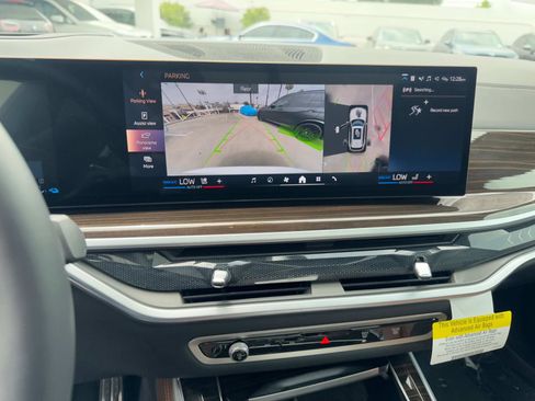 Used 2024 BMW X5 xDrive50e w/ M Sport Package image 25