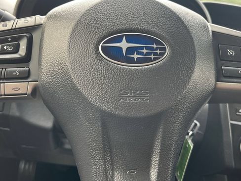 Used 2015 Subaru Crosstrek 2.0i AWD/4WD image 15