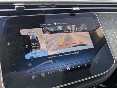 Used 2025 Mercedes-Benz E 350 4MATIC Sedan image 15