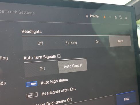 Used 2024 Tesla Cybertruck Cyberbeast AWD/4WD image 25