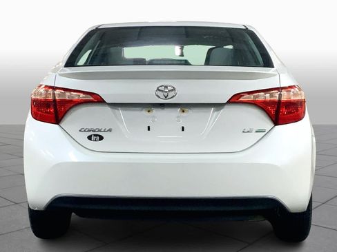 Used 2018 Toyota Corolla LE FWD image 5